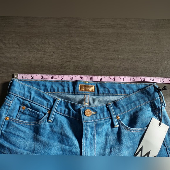 MOTHER The Crop Runway Jeans in Of Water & Dragons Size 26 - Picture 6 of 16